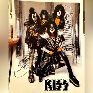 Kiss band signed (reprint) ✍🏼